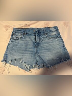 Women’s American Eagle Jean Shorts Size 4